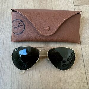 Ray-Ban Polarized Aviator Classic Sunglasses